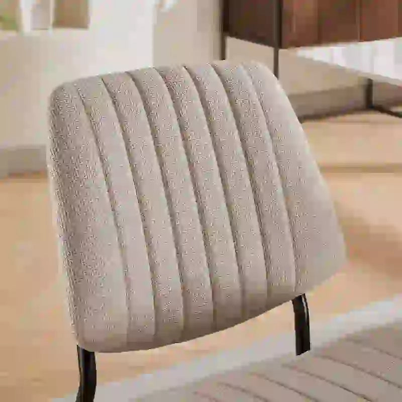 Chaises de salle à manger modernes sans accoudoirs, rembourrées et avec pieds en métal, GDFStudio-31