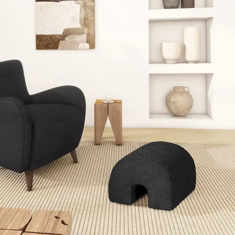 Pouf repose-pieds arqué Bridge 16 en fausse fourrure bouclée et tissu sherpa-17