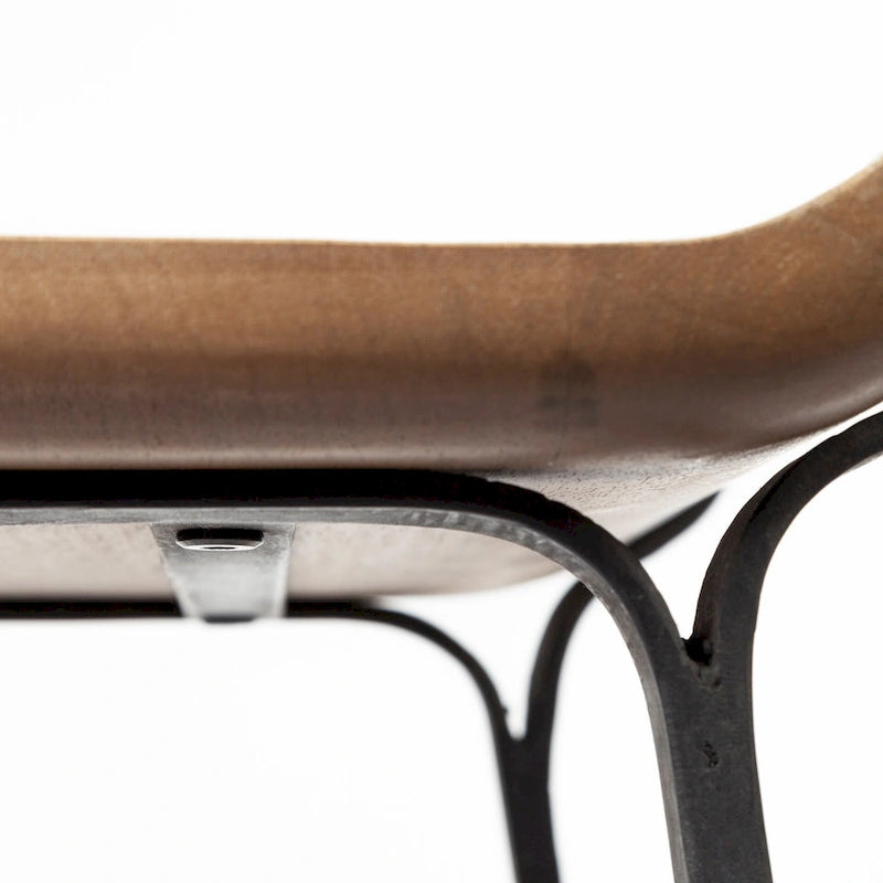 Tabouret de bar Conan, assise en bois massif brun moyen et structure en métal noir - 38,1 cm (L) x 40,6 cm (l) x 63,5 cm (H)-11