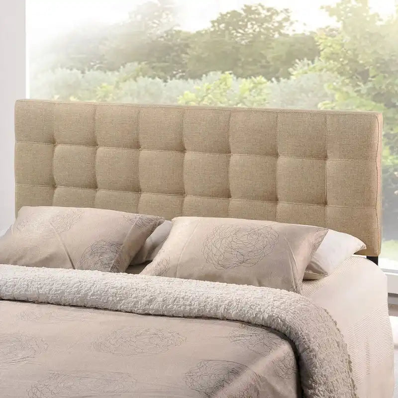 Tête de lit rembourrée en tissu beige, format king, style milieu du siècle