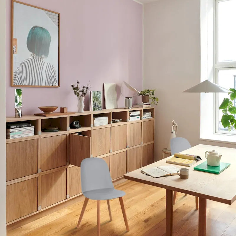 Ensemble de 2 chaises de salle à manger avec dossier, sans accoudoirs, assise en plastique et pieds en bois, idéales pour la cuisine, le bureau ou un ordinateur.-18