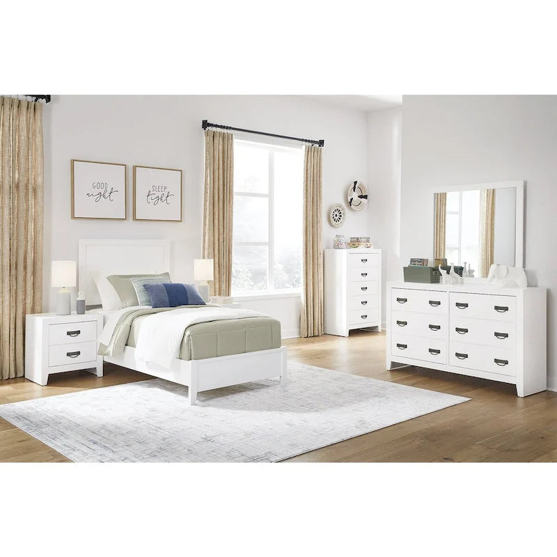Commode blanche Signature Design by Ashley Binterglen-3